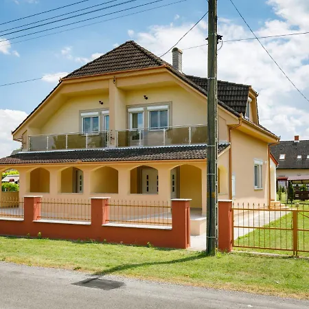 Daisy 2 By Interhome Holiday home Balatonkeresztur