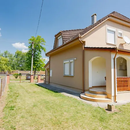 Daisy 2 By Interhome 아파트 Balatonmáriafürdő