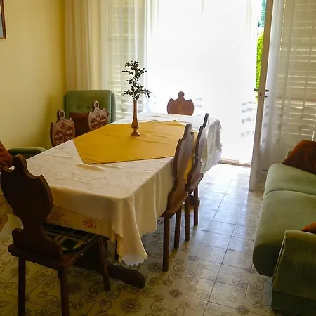 Holiday home Daisy 2 By Interhome Balatonkeresztur