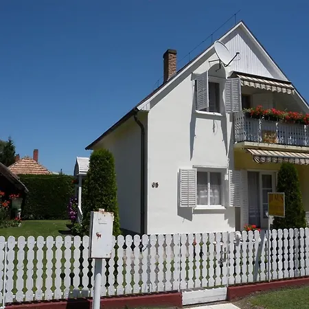 Holiday home Daisy 2 By Interhome *