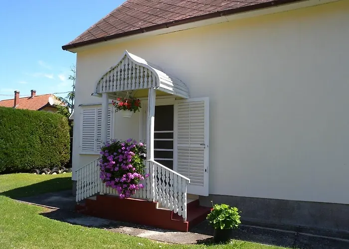 Daisy 2 By Interhome Balatonmáriafürdő